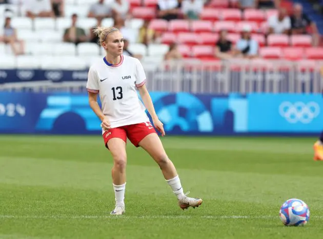 New Arsenal signing Jenna Nighswonger