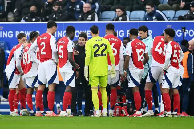 Mikel Arteta and his Arsenal side against Leicester