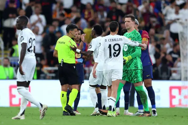 Real Madrid v Barcelona