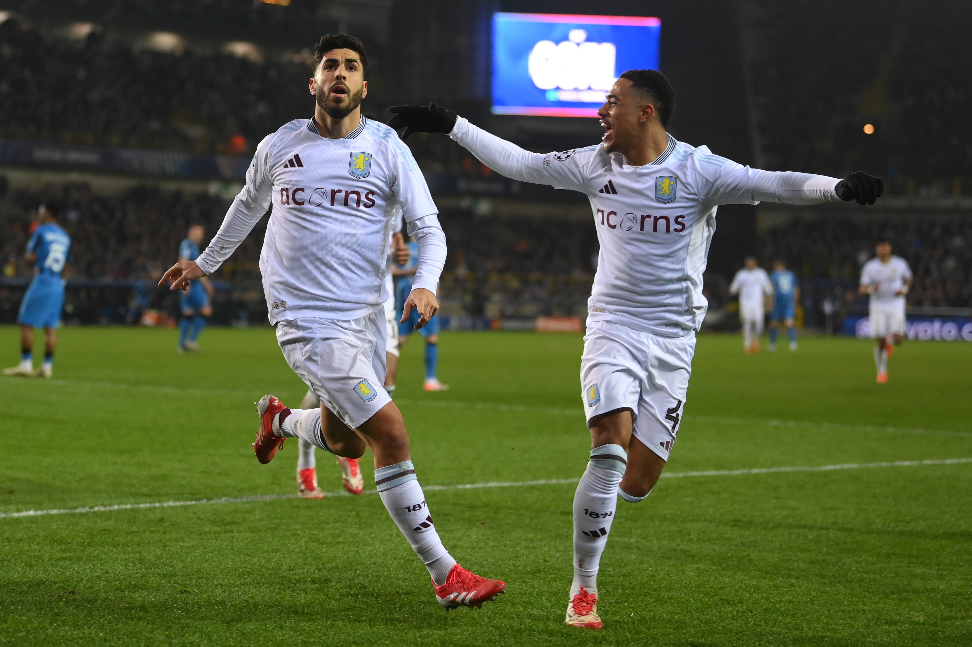 Marco Asensio celebrates