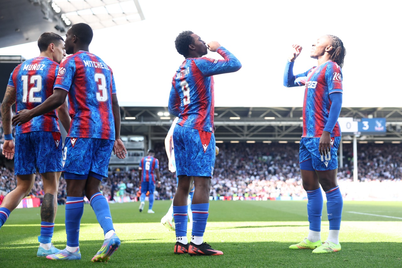 Crystal Palace celebrate against Fulham