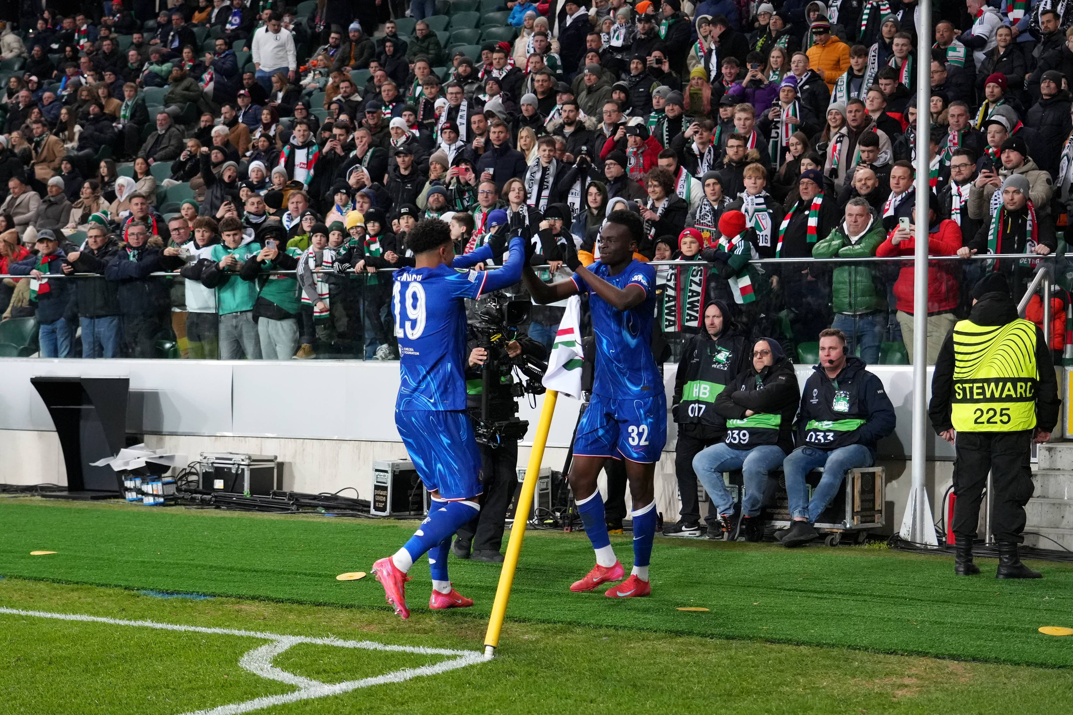 Chelsea celebrate against Legia Warsaw