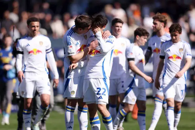 The Leeds players after drawing with Luton