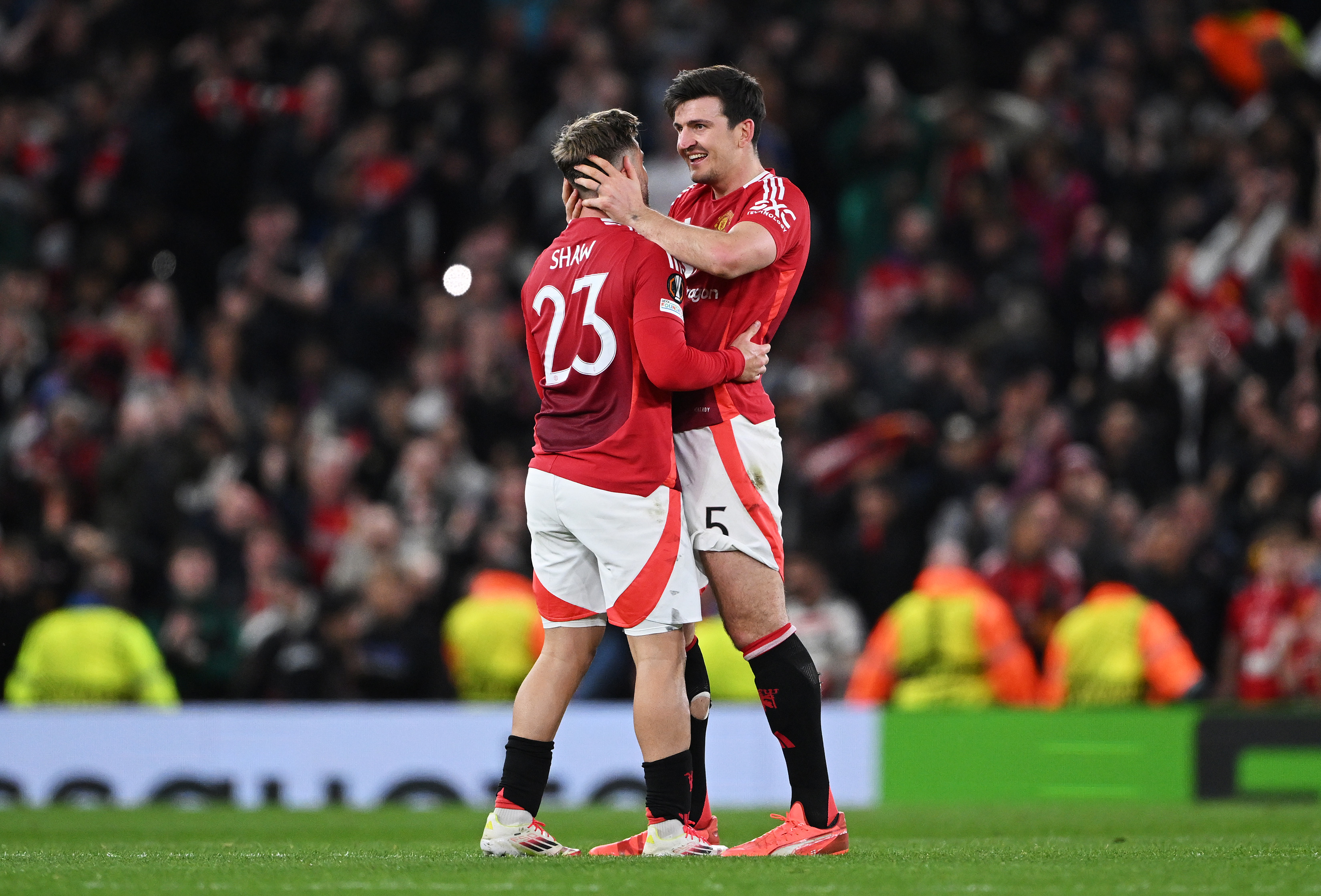 Man Utd celebrate beating Lyon