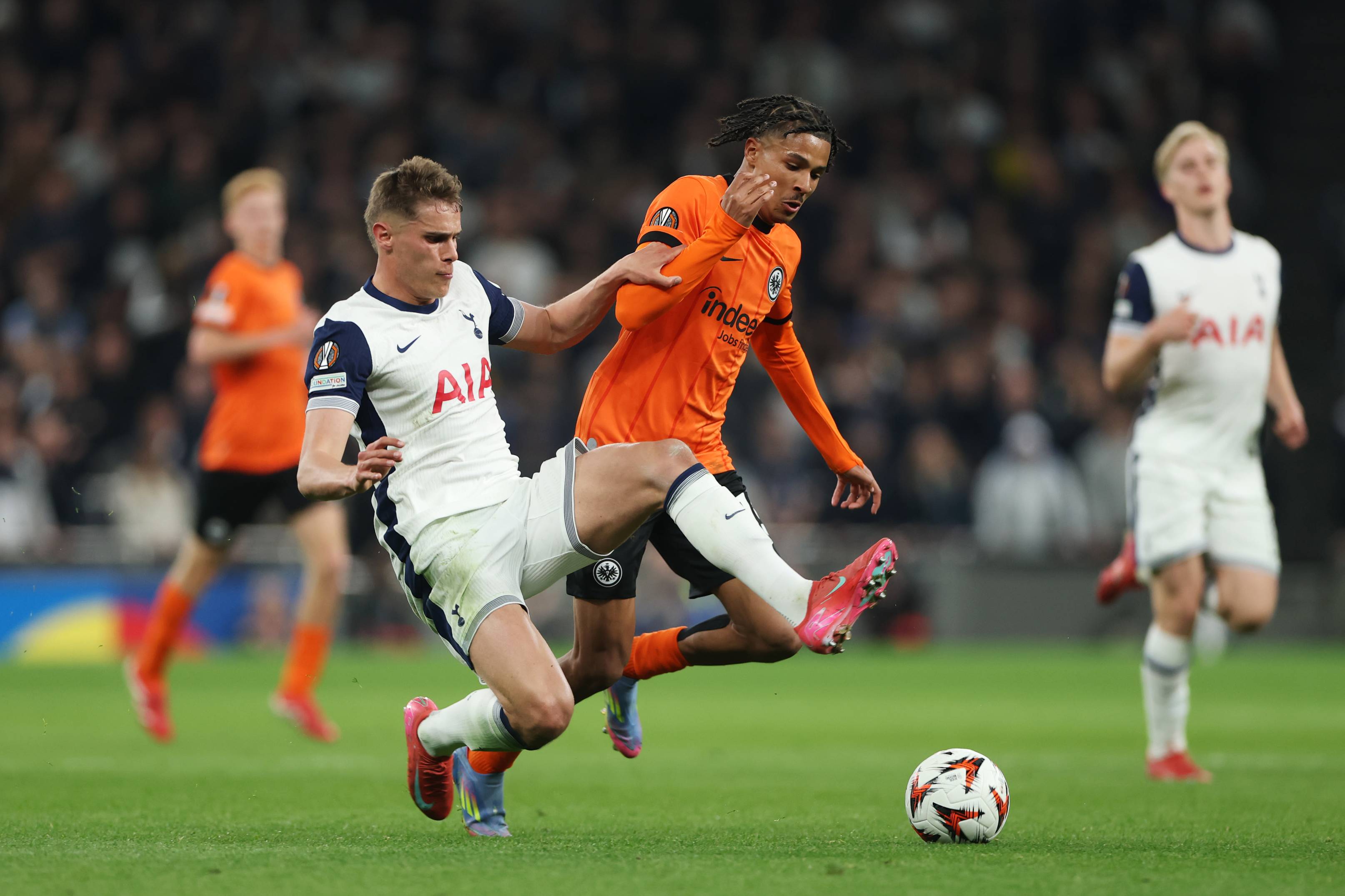 The first leg between Tottenham and Frankfurt