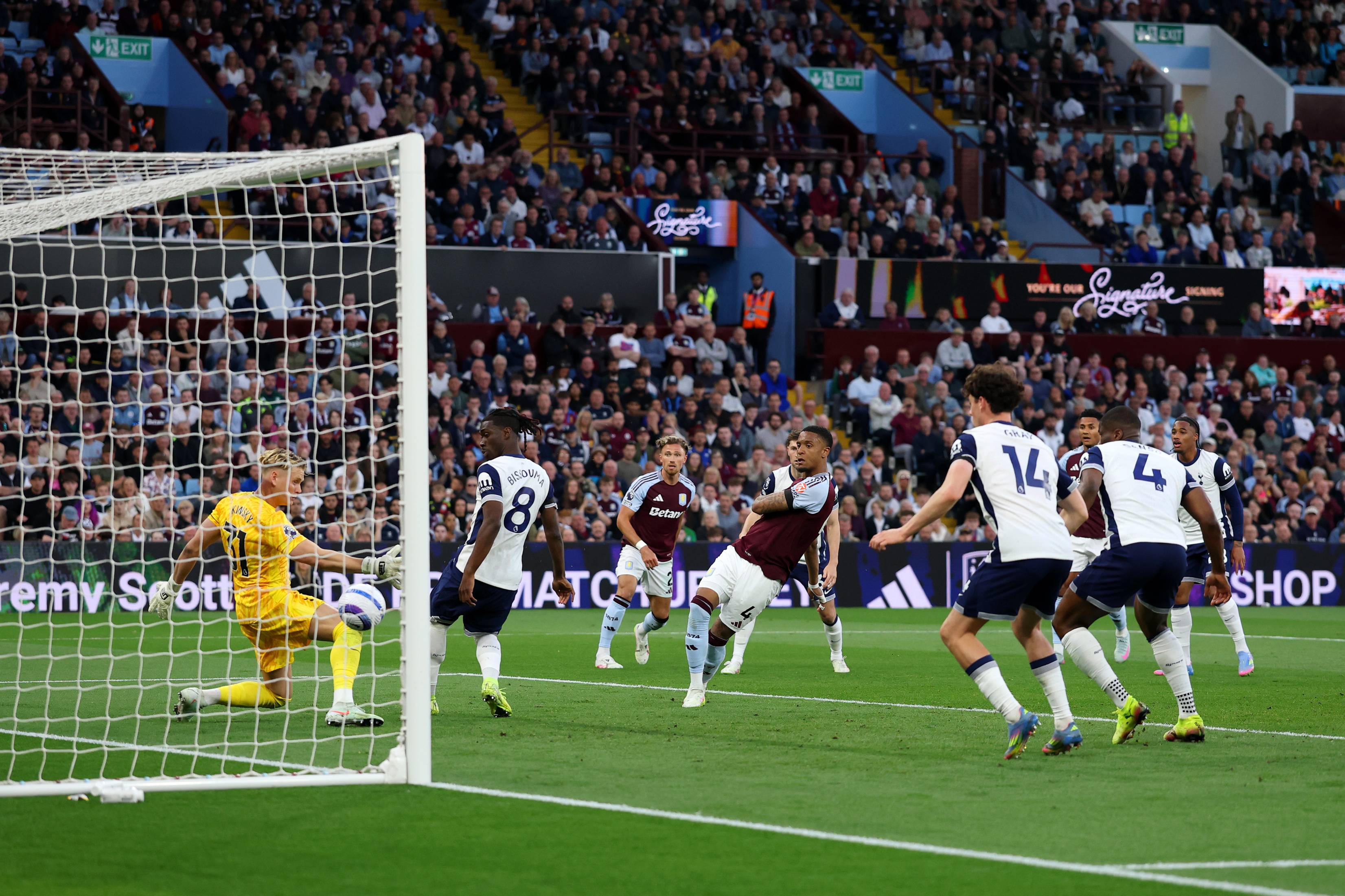 Aston Villa score against Spurs