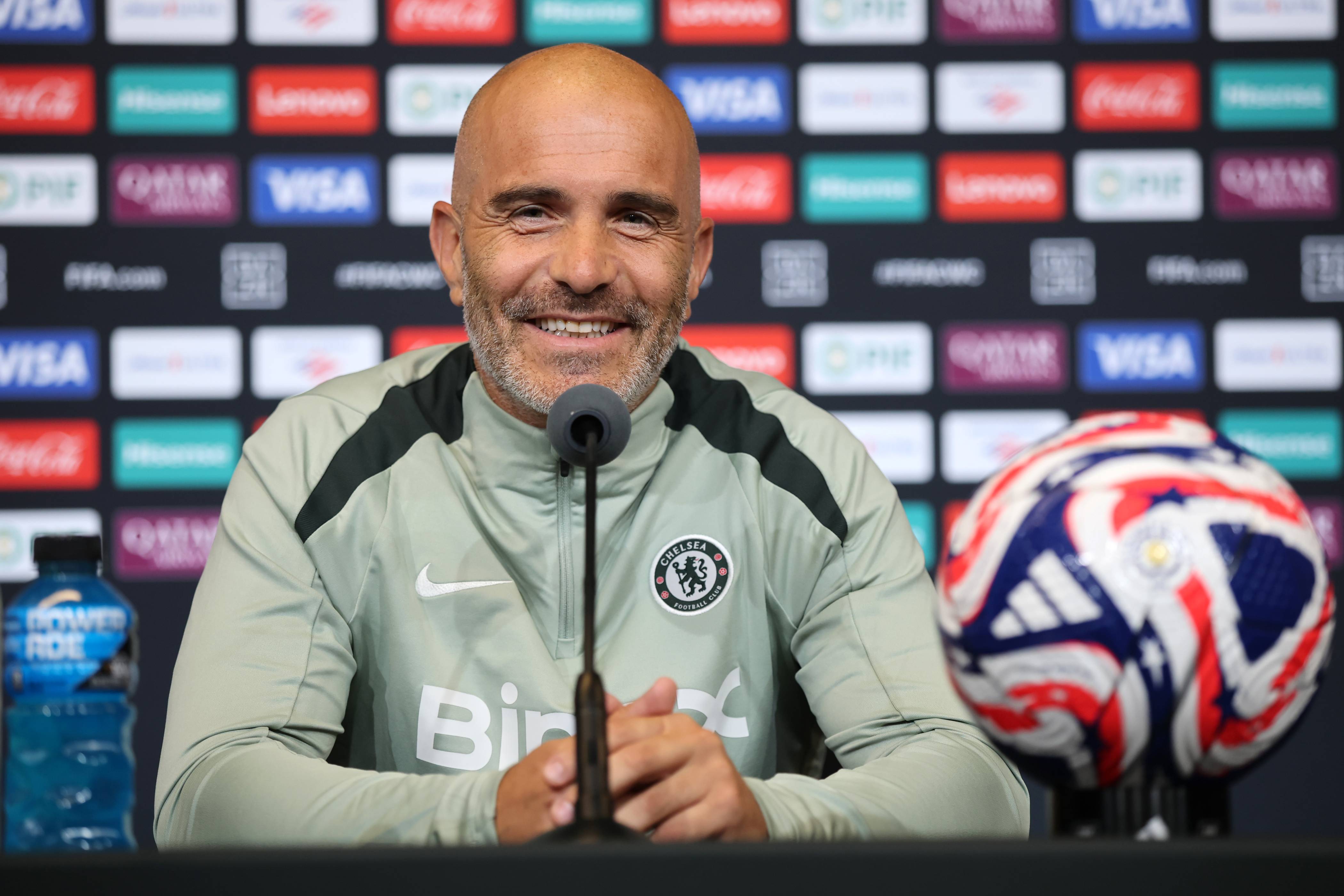 Chelsea boss Enzo Maresca