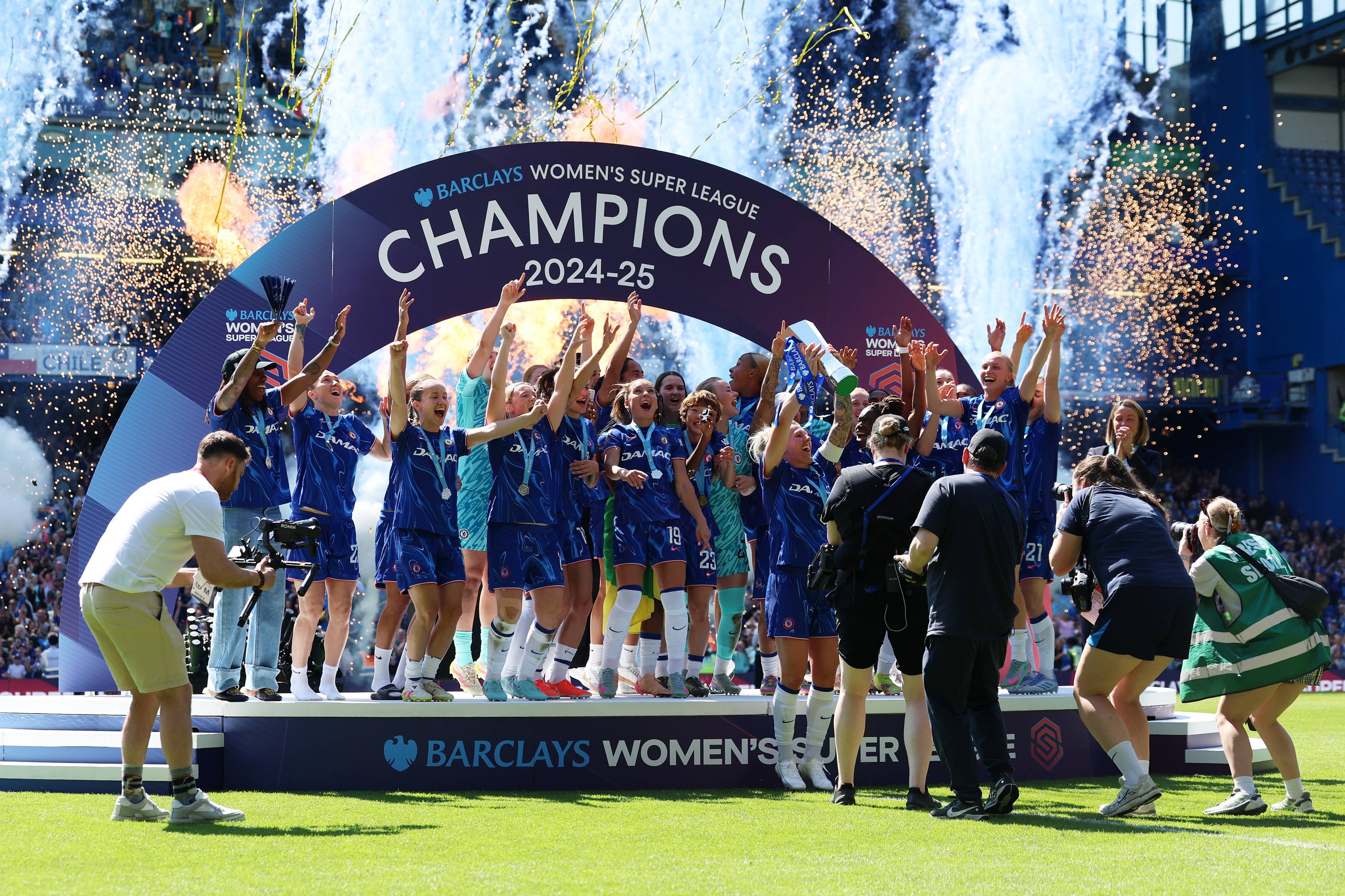 Chelsea celebrate winning the WSL