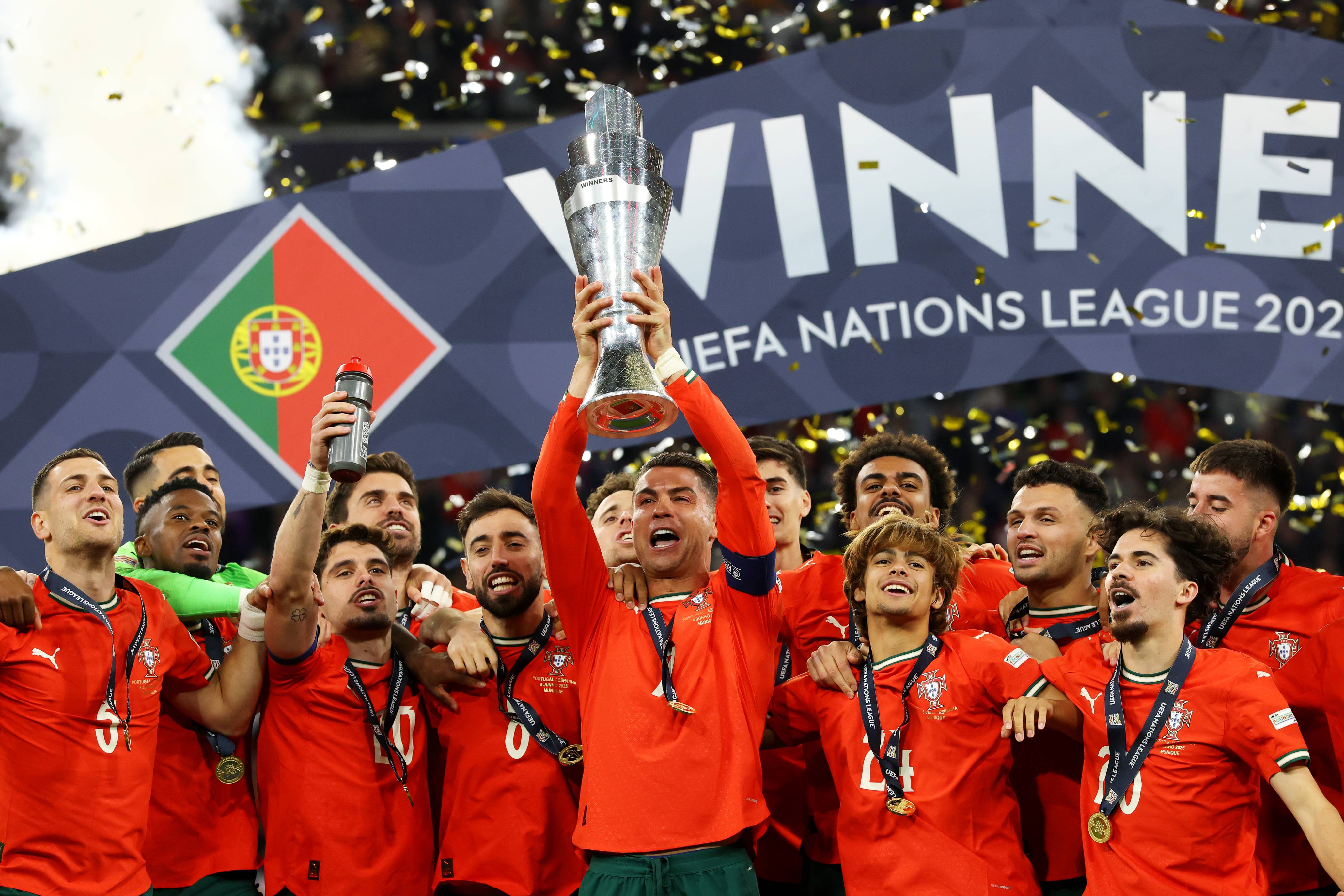 Cristiano Ronaldo lifts the Nations League trophy