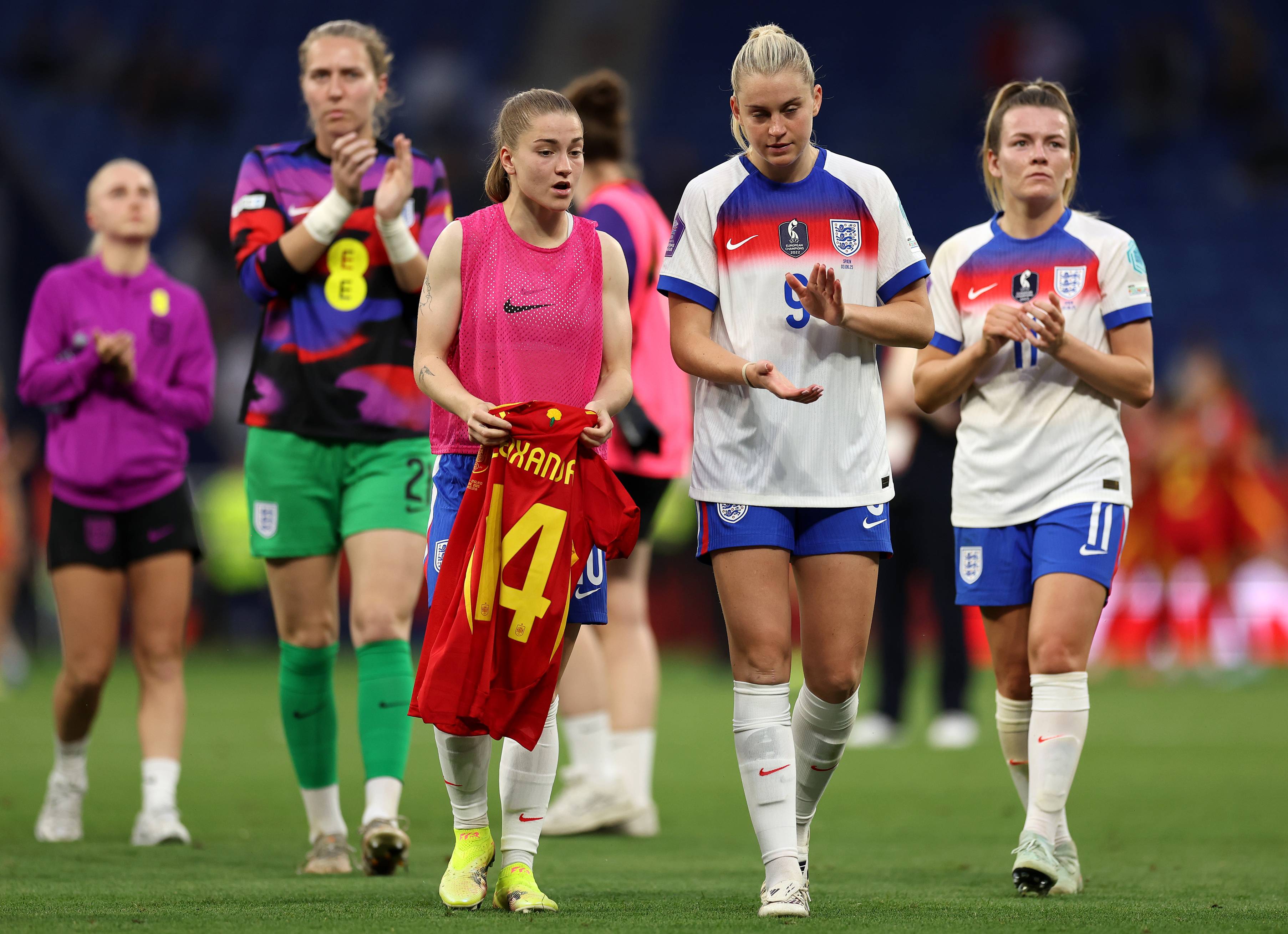 England players after the defeat to Spain