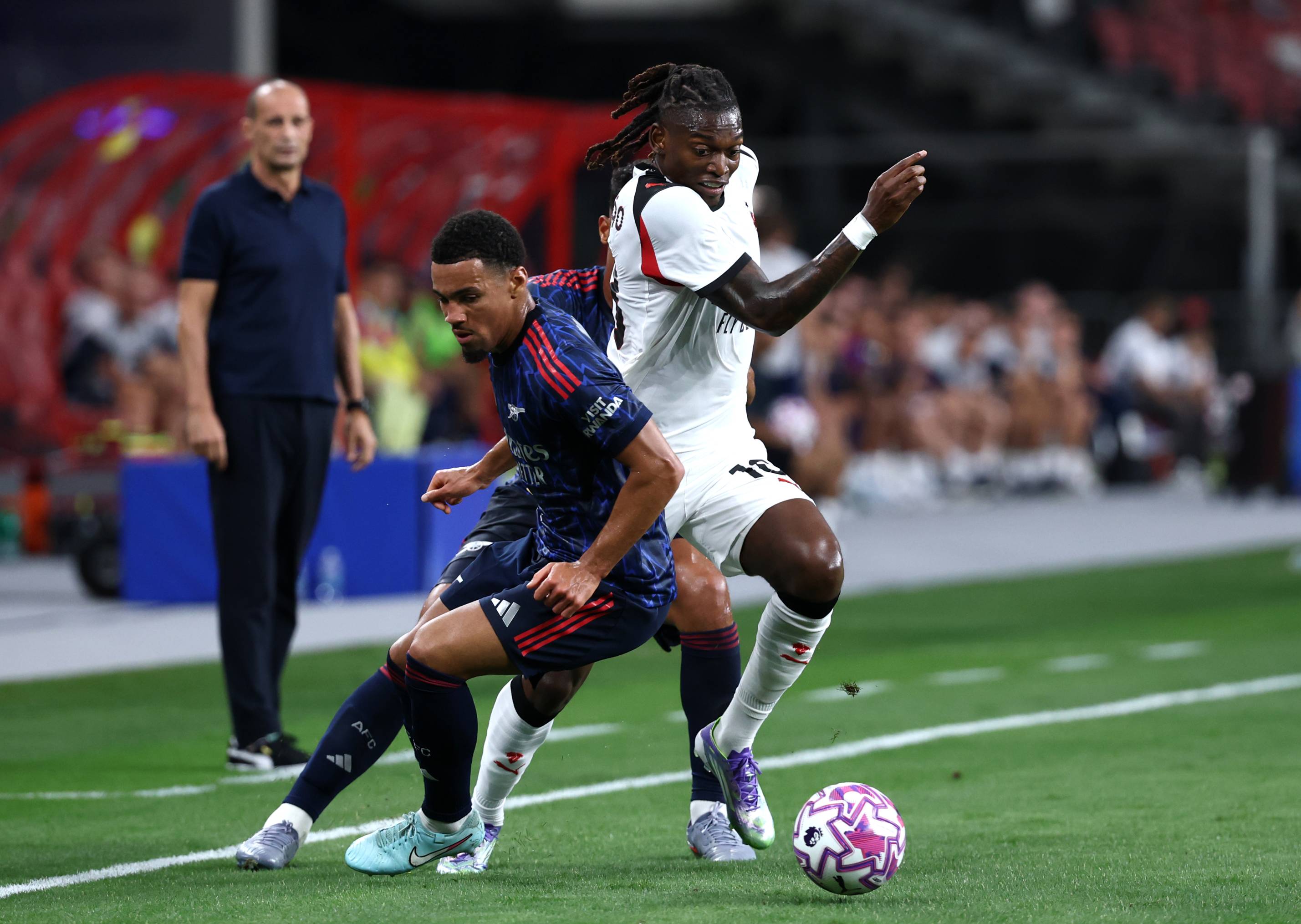 Ethan Nwaneri in action against AC Milan