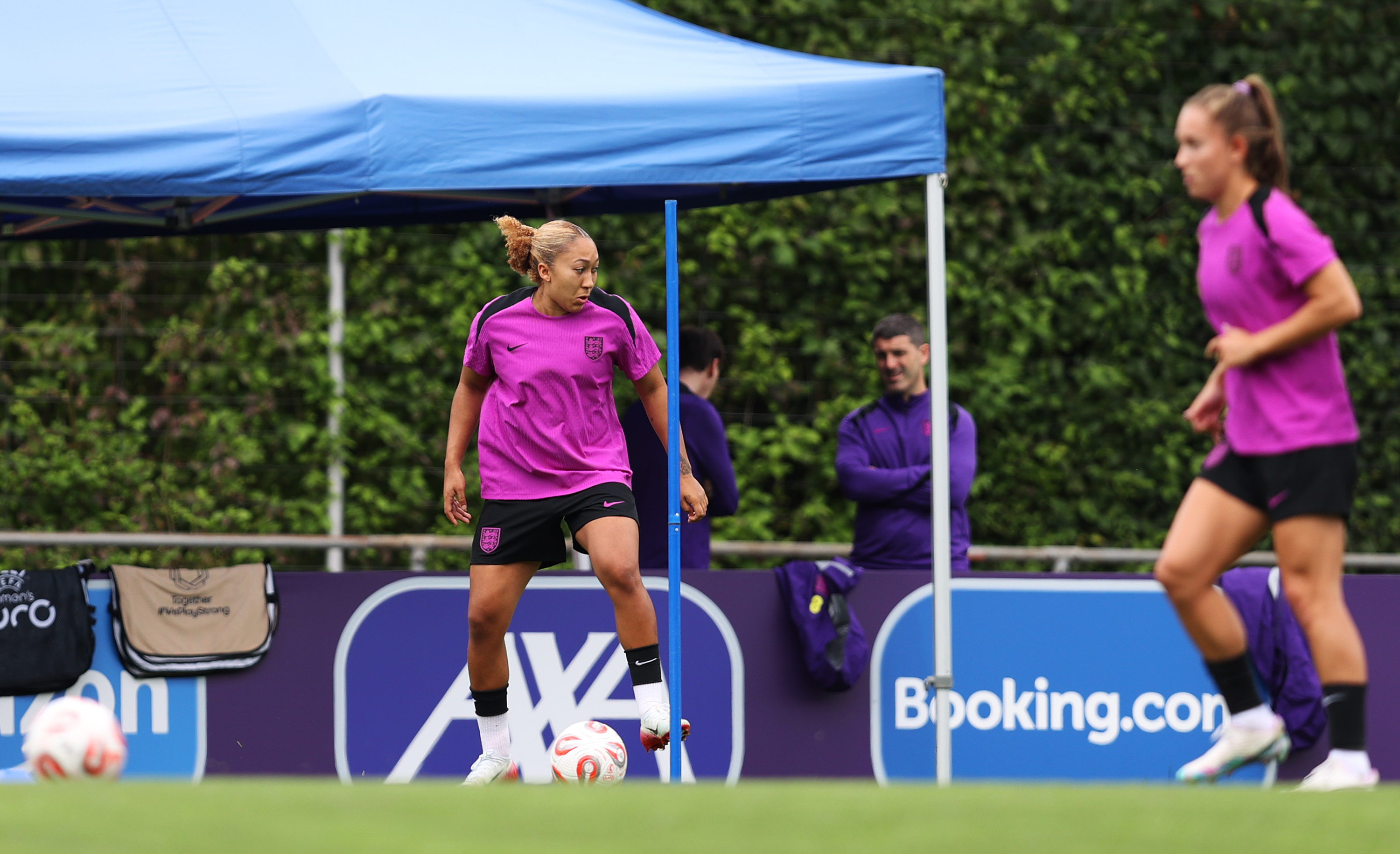 Lauren James in England training
