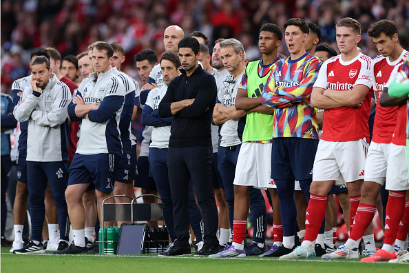 Mikel Arteta and his players (Photo by Justin Setterfield/Getty Images)