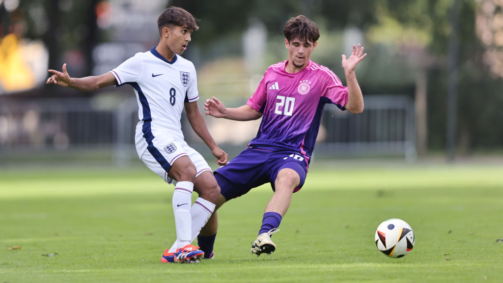 Seth Ridgeon in action for England U17s