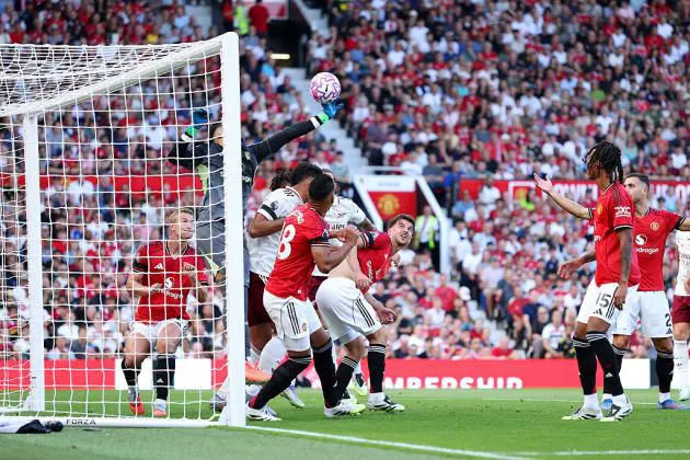 Arsenal score against Man Utd