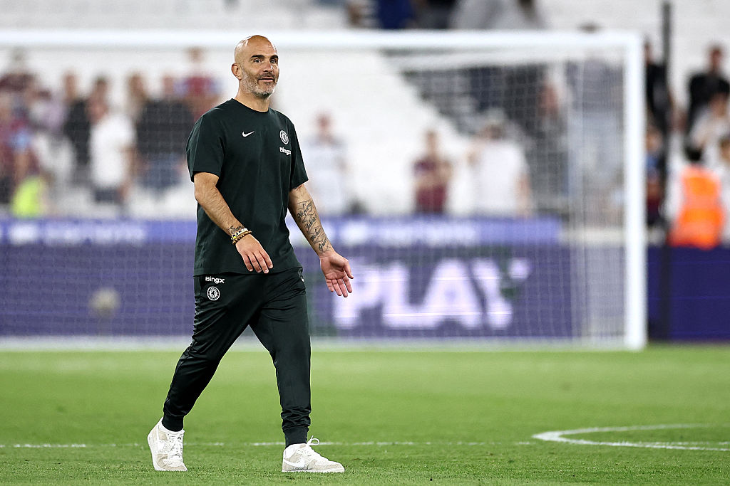 Chelsea boss Enzo Maresca