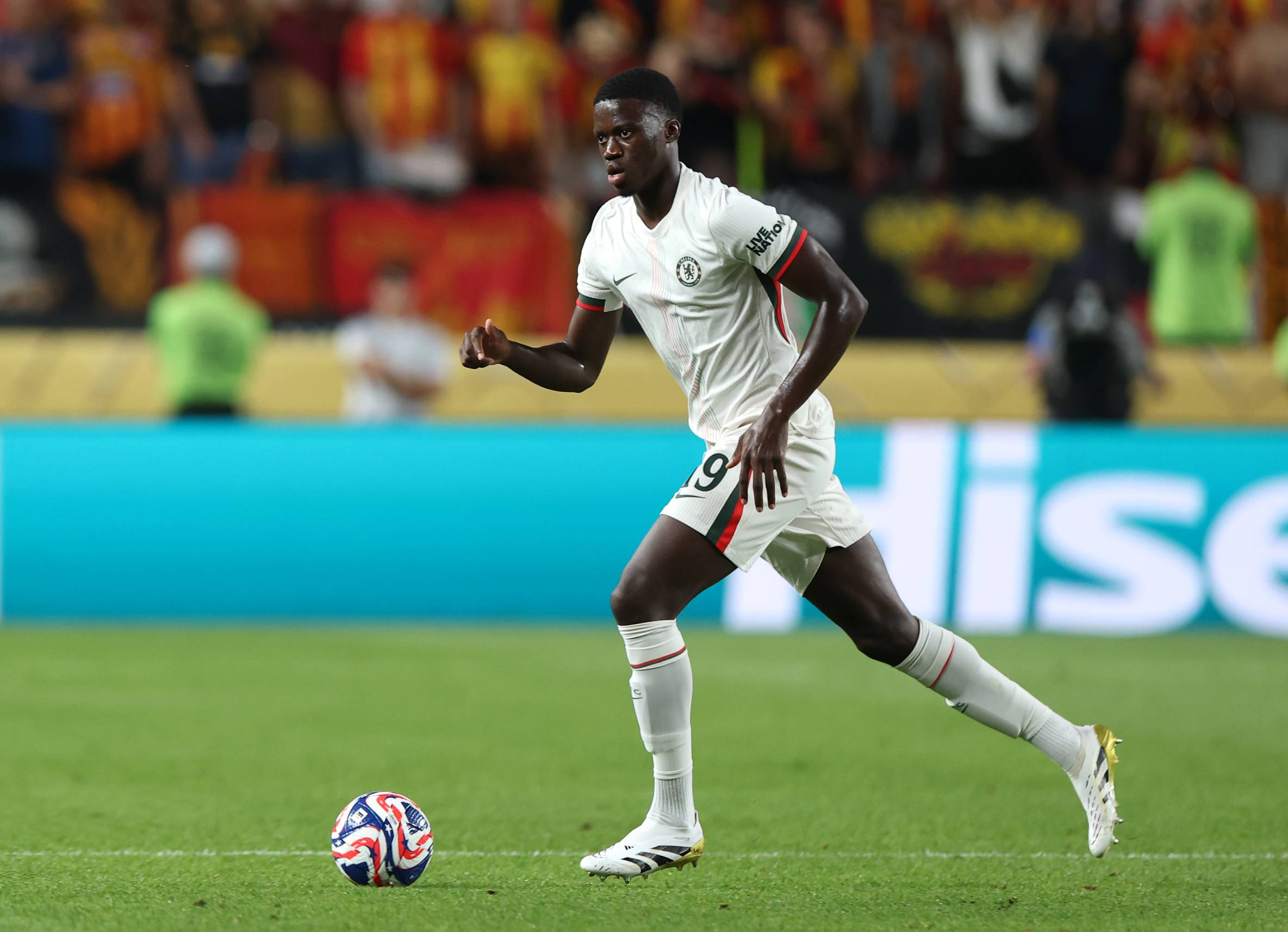 Chelsea defender Mamadou Sarr has joined Strasbourg