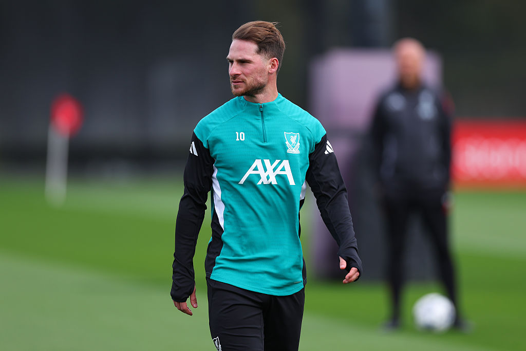 Alexis Mac Allister in Liverpool training