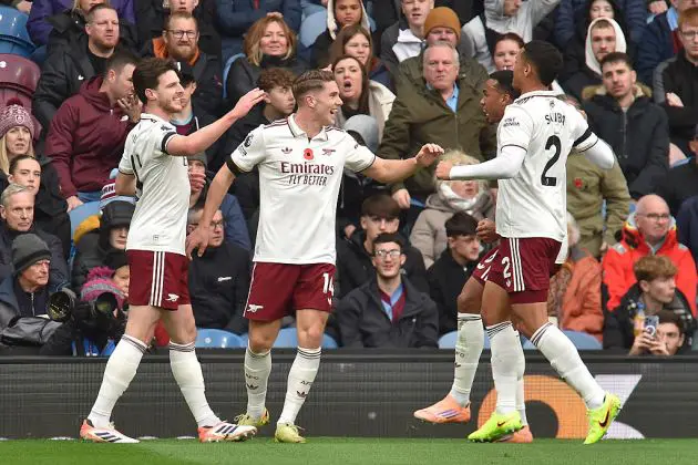 Viktor Gyokeres celebrates with his team-mates