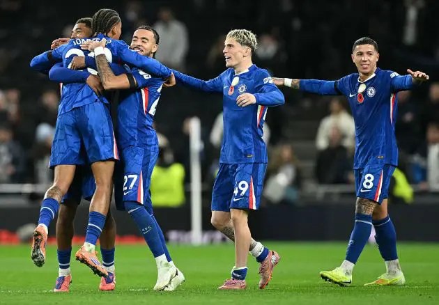 Chelsea's players celebrate with Joao Pedro