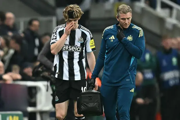 Anthony Gordon went off injured against Athletic Club