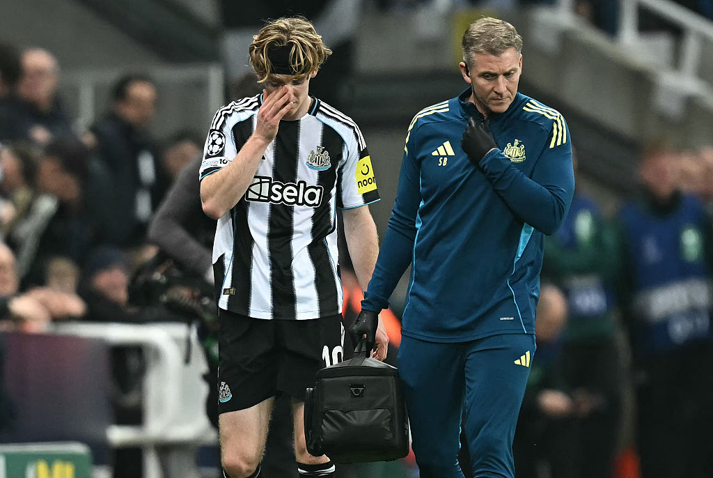 Anthony Gordon went off injured against Athletic Club