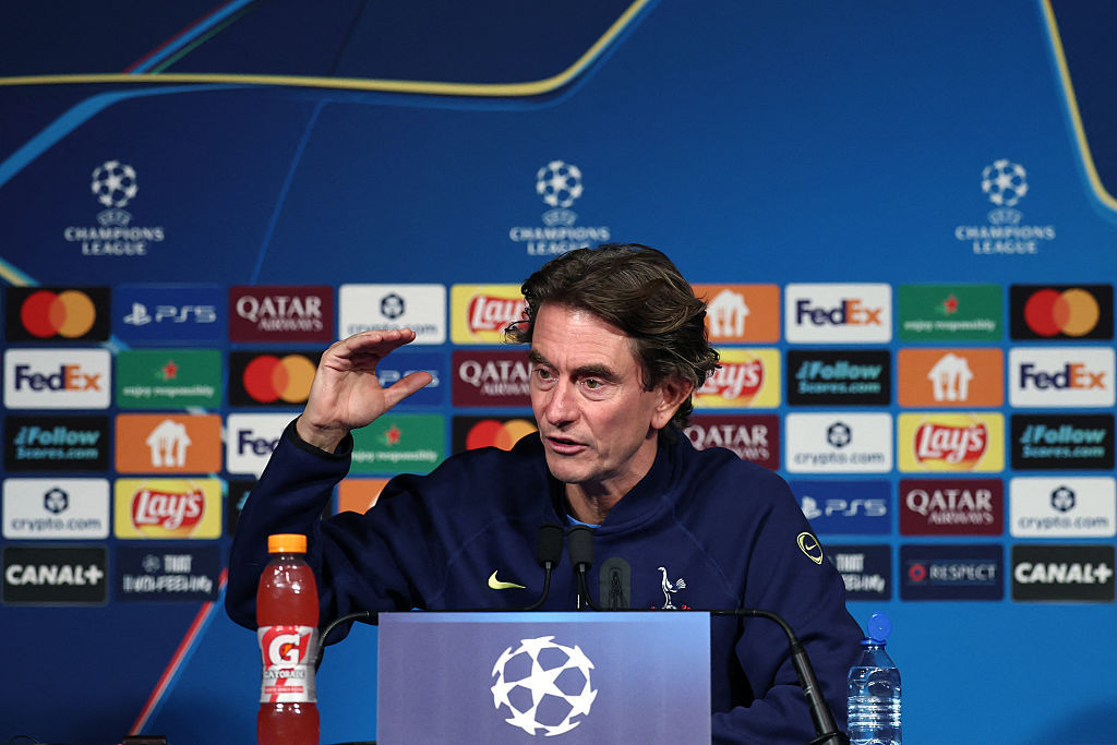 Spurs boss Thomas Frank