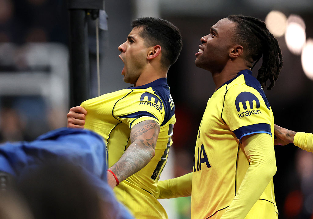 Cristian Romero celebrates his equaliser