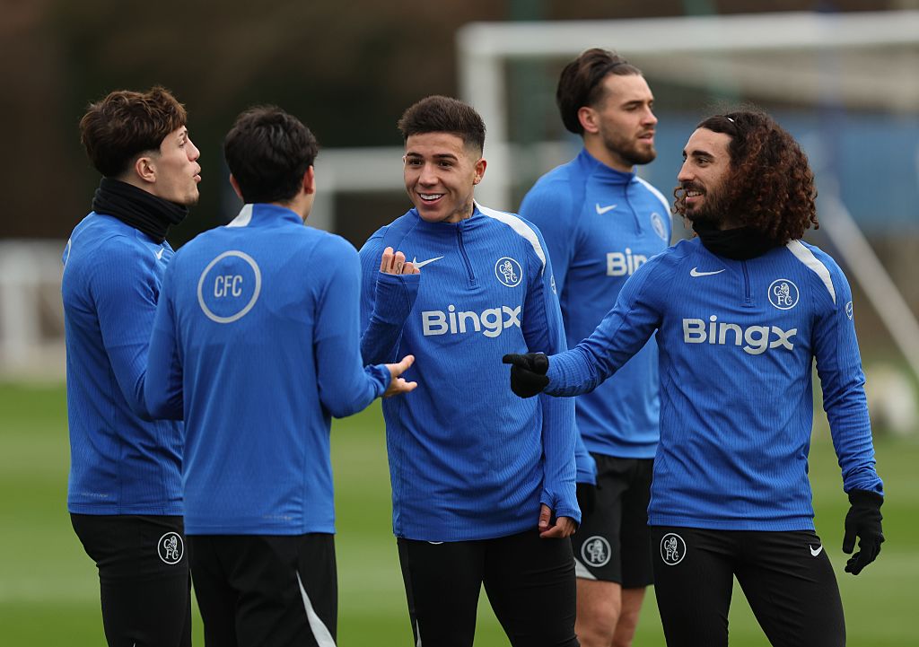 Chelsea train ahead of the game against Atalanta