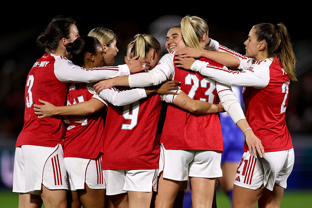 Arsenal women celebrate