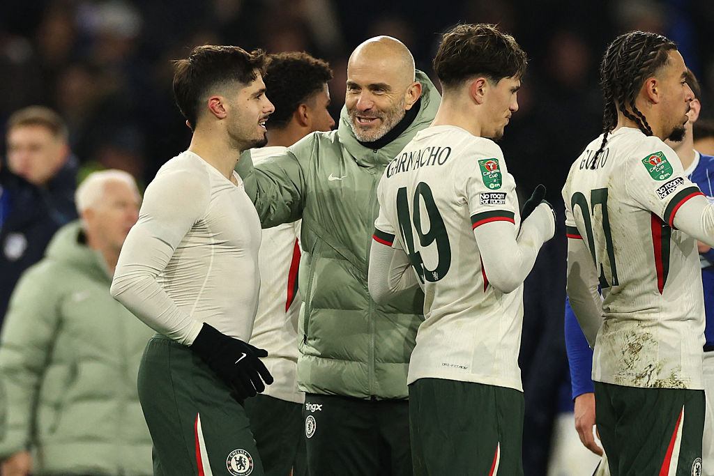 Enzo Maresca and his Chelsea players