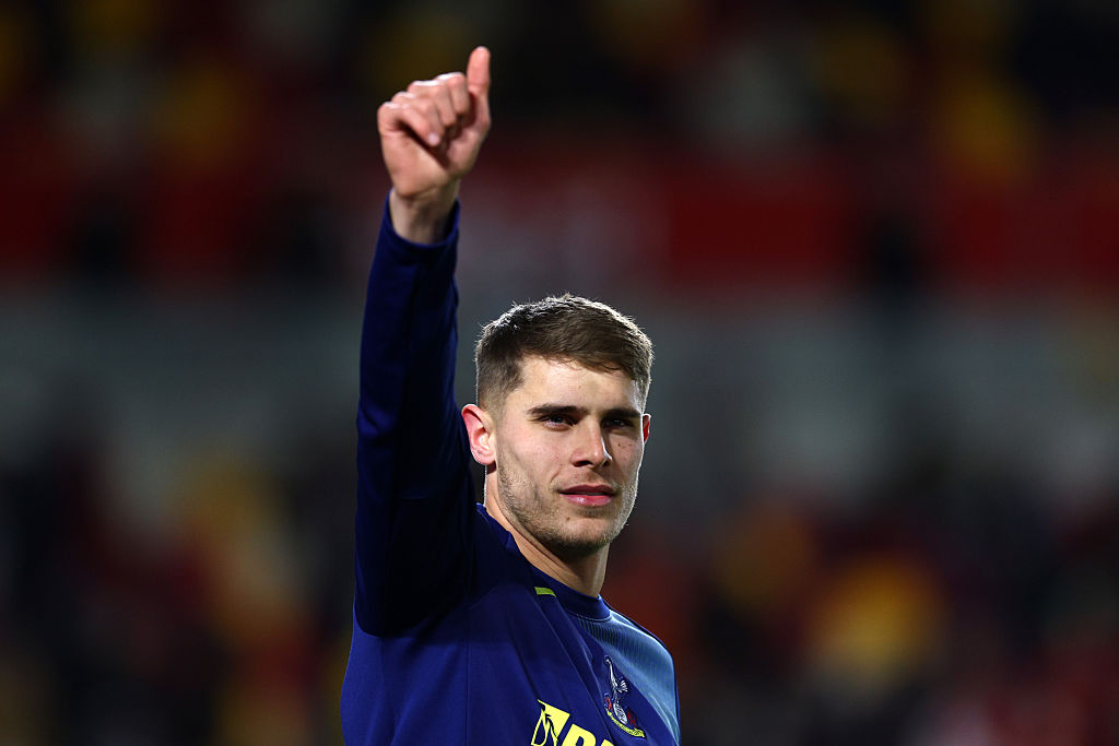 Spurs defender Micky van de Ven