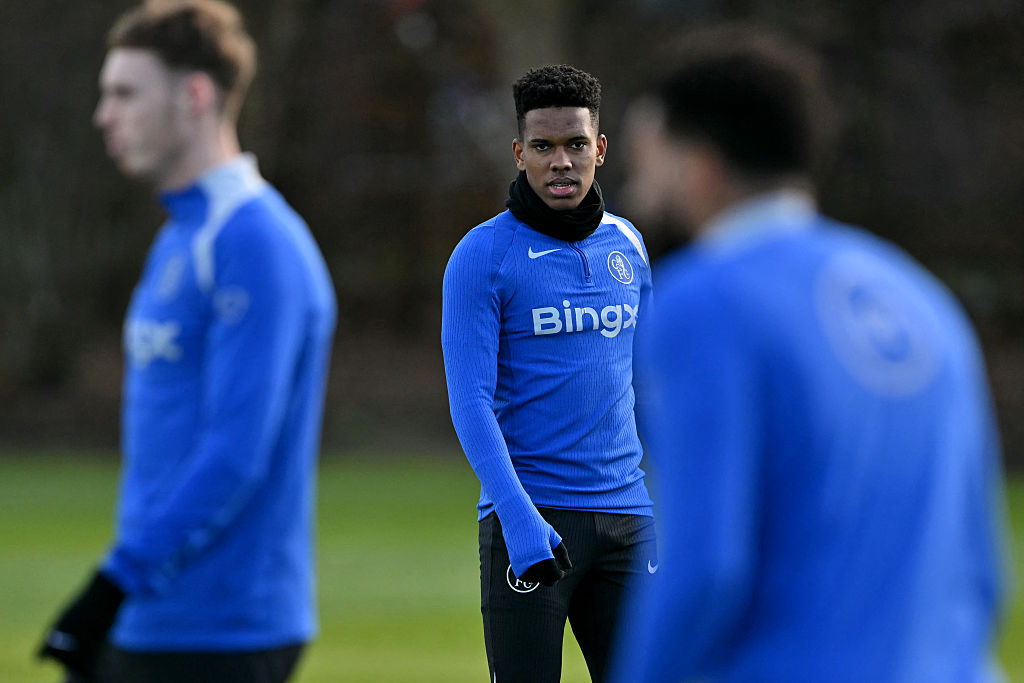 Estevao in Chelsea training