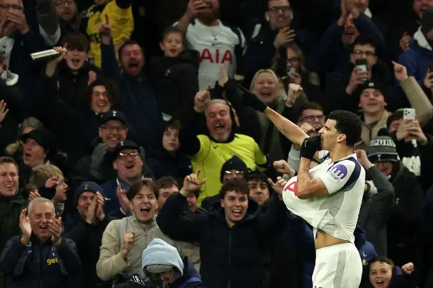 Dominic Solanke celebrates his goal
