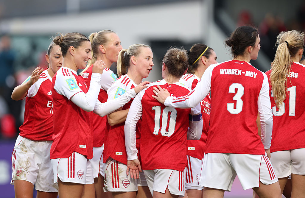 Arsenal celebrate against Aston Villa