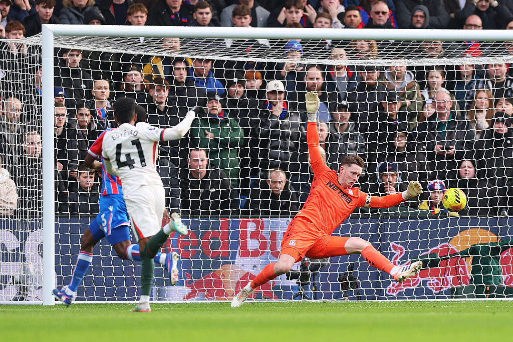 Estevao scores against Crystal Palace