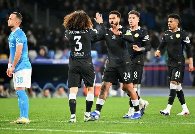 Reece James with his Chelsea team-mates