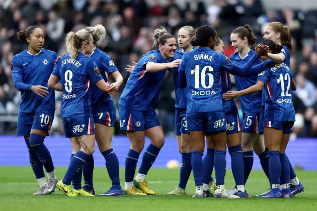 Chelsea celebrate against Spurs (Photo by James Fearn/Getty Images)
