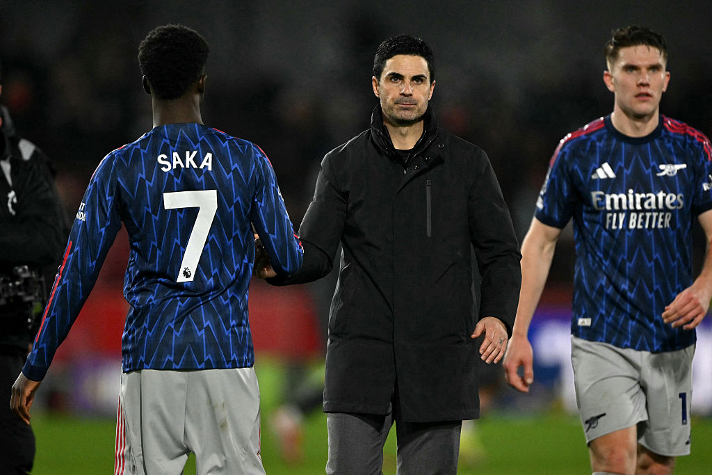 Mikel Arteta and Bukayo Saka