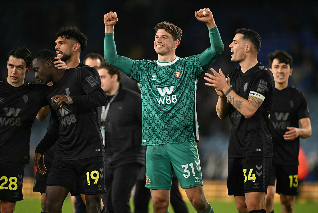 Sunderland celebrate their win at Leeds