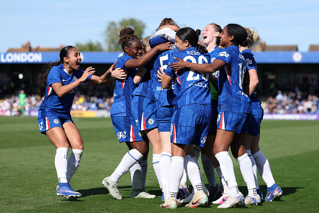 Chelsea celebrate against Spurs