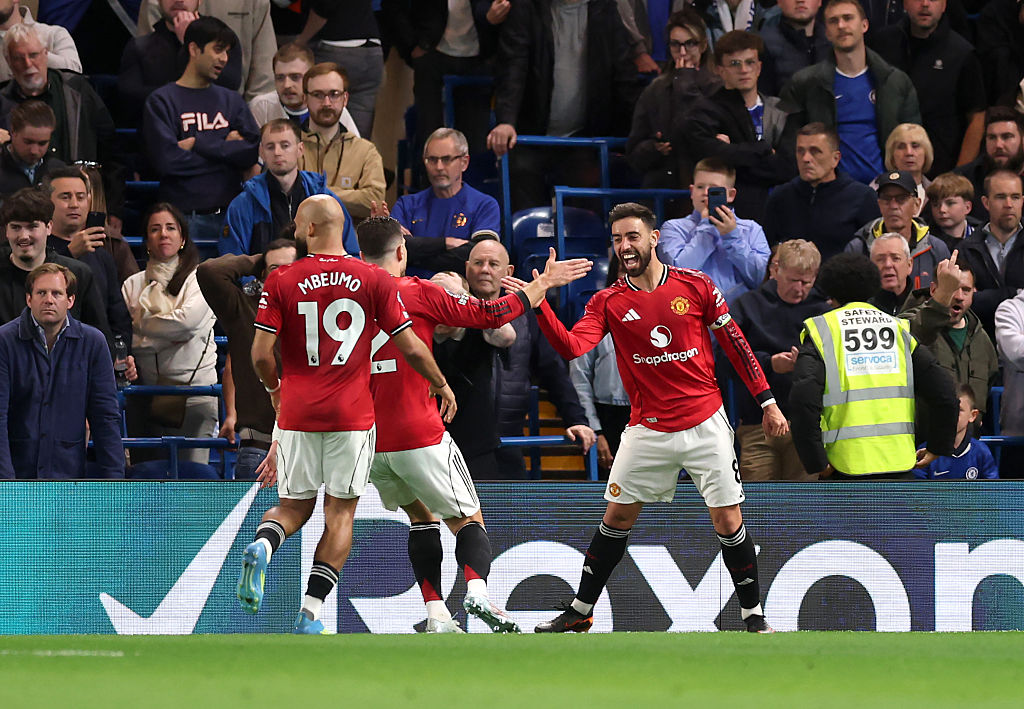 Cunha celebrates his goal against Chelsea