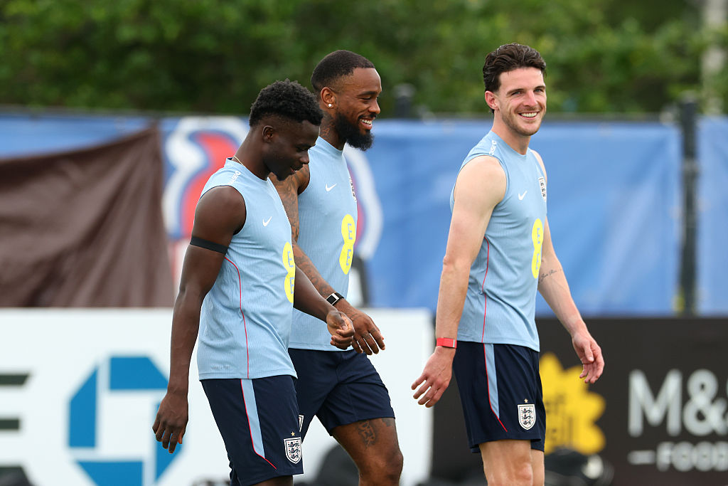 Bukayo Saka with his team-mates in training