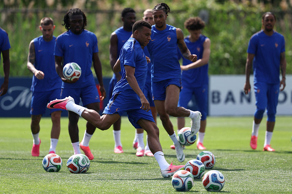 France in training ahead of facing Senegal