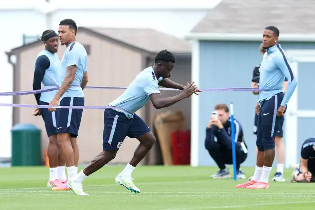 Bukayo Saka in England training