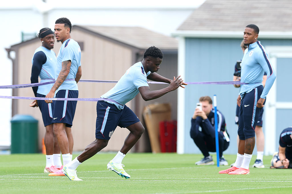 Bukayo Saka in England training