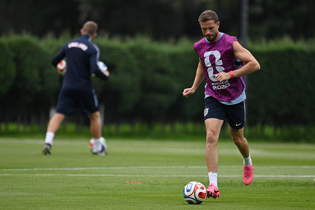 Jordan Henderson training with England