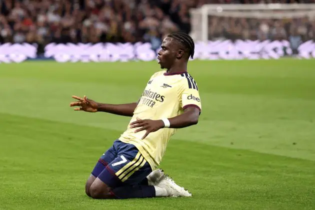 Bukayo Saka celebrates his goal