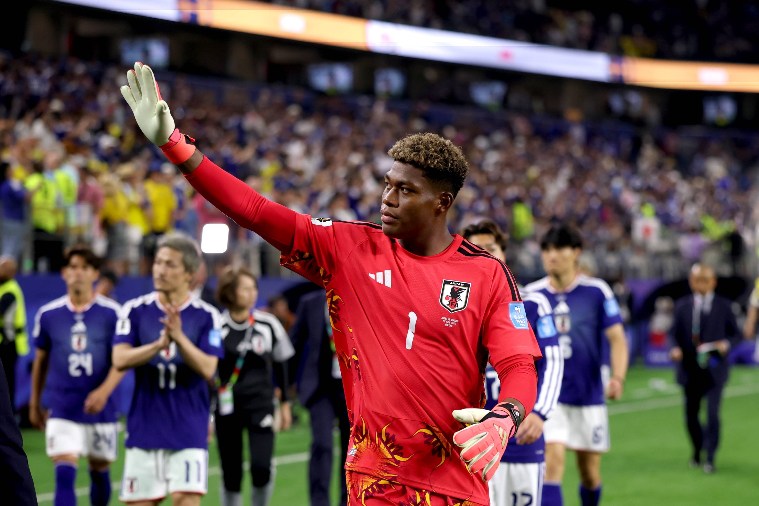 Zion Suzuki