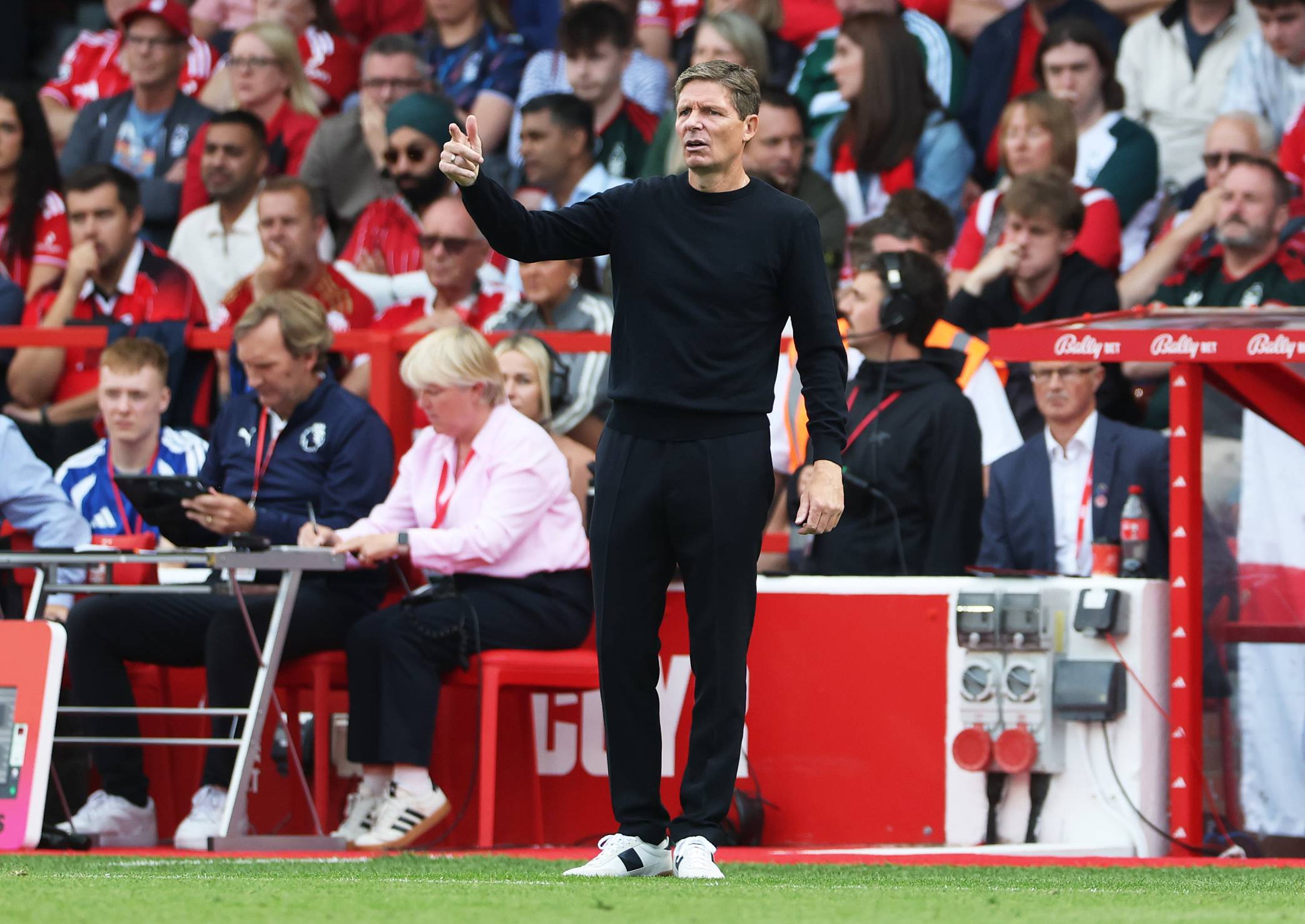 Nottingham Forest boss Oliver Glasner